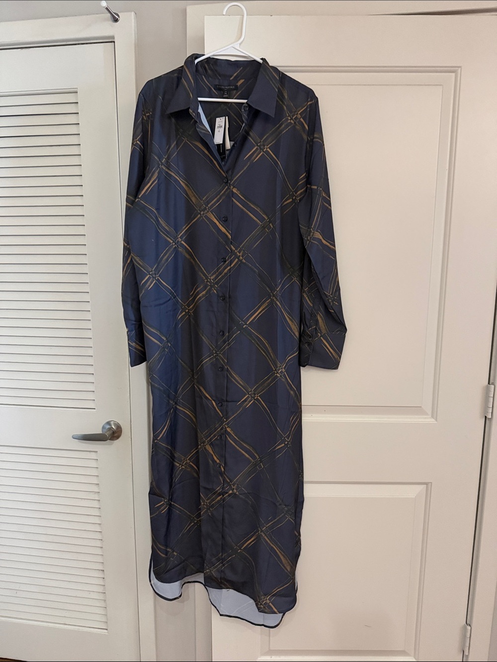 NWT Banana Republic Navy Long Sleeve Button-Front Dress with Gold Windowpane